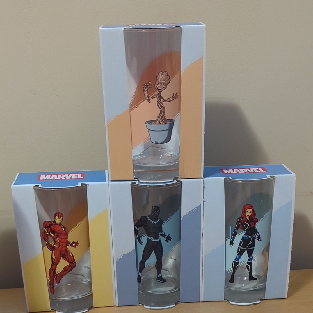 Marvel Heroes Small Glass Collection Set Of 4 Brand New